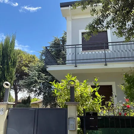 Fine Country And Sea Retreat * Massignano